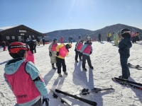  눈은 많지만 스키는 처음…울릉도 아이들, 강원 설원서 '인생 첫 활주'