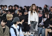  최준희, 2026 F/W 서울패션위크 런웨이에서 '모델 포스' [TF사진관]