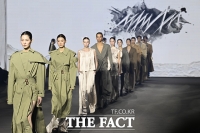  므아므, 2026 F/W 서울패션위크서 뽐내는 매력 [TF사진관]