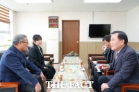  충남도교육청, 설 명절 맞아 아동복지시설 찾아 '온기' 전달