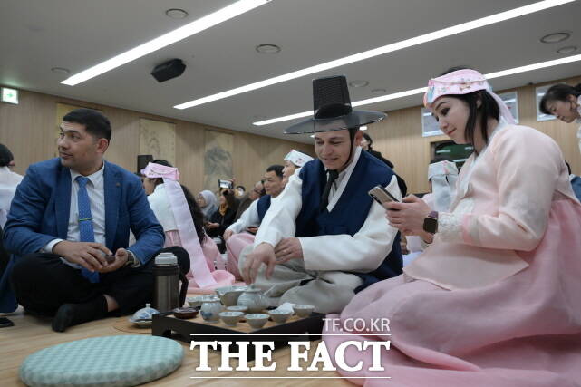 외국군장교단 팸투어 장면. /논산시