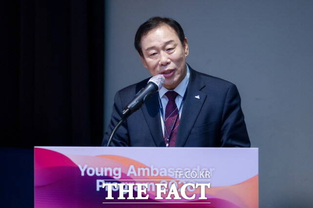 5일 최민호 세종사장이 고려대 세종캠퍼스 RISE센터에서 열린 2026년 청년대사 프로그램 개막식에서 축사를 하고 있다. /세종시