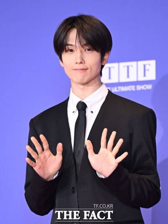 그룹 NCT 멤버 지성이 자신의 생일을 맞아 삼성서울병원에 2억 5000만 원을 기부했다. /이새롬 기자