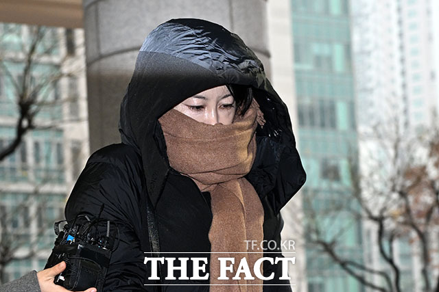 서울서부지법 형사항소2-3부(임기환 부장판사)는 5일 문 씨의 도로교통법상 음주운전과 공중위생관리법 위반 혐의 항소심에서 문 씨와 검찰의 항소를 모두 기각하고 벌금 1500뭔을 선고한 1심 판결을 유지했다. /남용희 기자