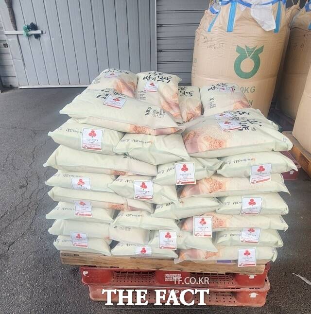 익명의 기부자가 고흥군에 기탁한 백미 60포. /고흥군