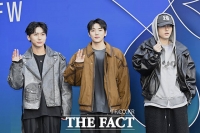  DKZ, 훈훈한 비주얼로 인사 [TF사진관]