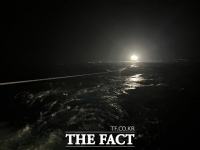  풍랑 몰아친 독도 해상, 멈춰 선 어선…해경 예인으로 극적 구조