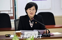  원민경 장관, 제3차 AI 성평등 전략 포럼 회의 주재 [TF사진관]
