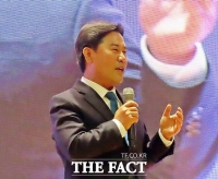  박정현 부여군수 출판기념식에 5000명 운집…