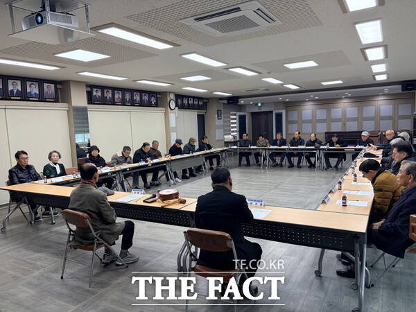 지난해 열린 금산읍 원로자문회의 모습. /금산군