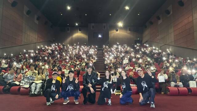 영화 휴민트 팀이 개봉을 앞두고 부산과 대구 관객들을 만나 특별한 시간을 보냈다. /NEW