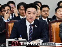  강훈식, 위안부·강제징용 부정 서적 공공도서관 비치에 '깊은 우려'