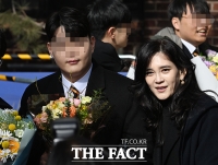  아들과 기념촬영하는 이부진 사장 [포토]