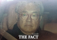  경찰, '윤석열 대통령실 PC 초기화' 정진석 18시간 밤샘조사