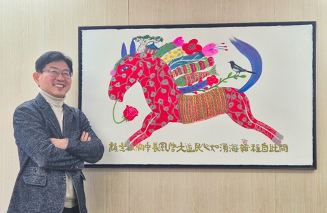 장제환 도시공학박사(사진)와 박방영 작가의 작품 예이도의 모습이다. /장제환 박사