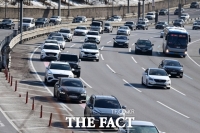  설 연휴 車 무상점검·긴급출동 어디까지?…교통사고 땐 '이것'부터 지켜라