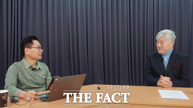 화려함과 추락, 절망과 생존을 모두 경험한 배우 한지일, 설연휴를 앞둔 지난 주말 [더팩트] 스튜디오에서 그를 만나 그 굴곡진 삶과 영화 인생을 육성으로 직접 들어봤다. /이상빈 기자