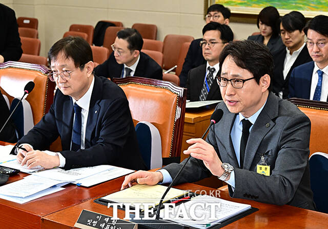 유령코인 사고와 관련해 사과하는 이재원 빗썸 대표.