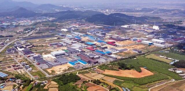 한국산업기술진흥원(KIAT)은 ‘지역산업위기대응 이차보전 지원사업’을 12일 공고했다. 사진은 나주 에너지 국가산업단지. / 전남도