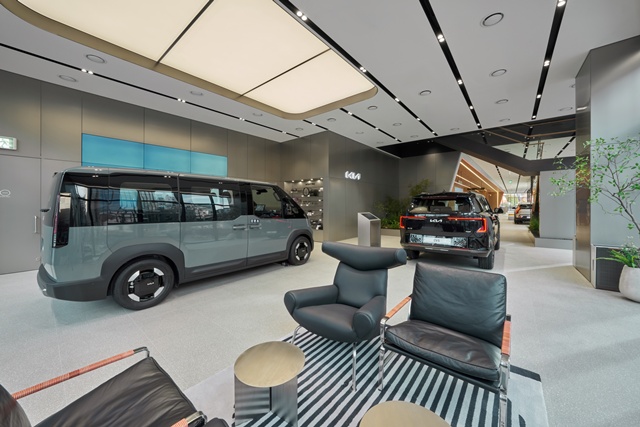 EV & PBV 전시공간. /기아