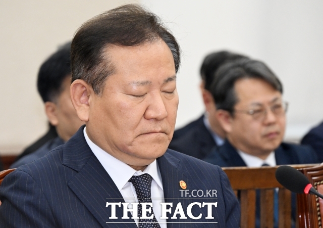 재판부는 1심 선고에서 피고인(이 전 장관)을 비롯한 윤석열, 김용현 등의 내란 행위는 민주주의 핵심 가치를 근본적으로 훼손한 것이므로 그 목적의 달성 여부와 무관하게 엄중한 처벌이 불가피하다고 지적했다. /배정한 기자