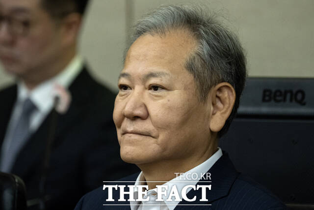 한병도 더불어민주당 원내대표가 12일 국회에서 열린 정책조정회의에서 내란 중요임무 종사 혐의로 기소된 이상민(사진) 전 행정안전부 장관을 엄벌해야 한다는 취지로 언급했다. /사진공동취재단