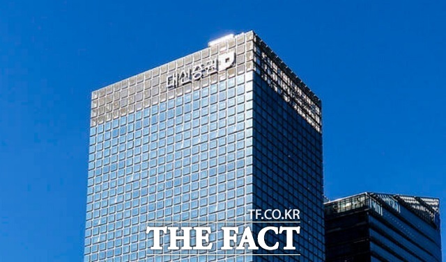 대신증권이 12일 대규모 자사주 소각과 함께 비과세 배당을 실시한다고 밝혔다. /더팩트DB