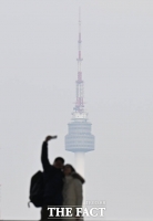  '미세먼지 나쁨' 뿌연 N서울타워 [TF사진관]