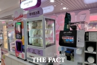  편의점 홍수의 역설…CU가 성수동에 '디저트파크' 차린 속사정