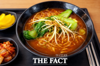  용인청경채 라면, 경부고속도로 죽전휴게소서 '인기'