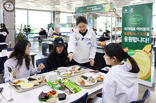 2026년은 굵직한 글로벌 스포츠 이벤트가 연중 이어지는 메가 스포츠의 해다. 이에 발맞춰 기업들은 브랜드 가치와 정체성을 자연스럽게 스며들게 하는 체험·참여 기반의 활동을 선보이며, 올림픽을 브랜드 경험 확장 기회로 활용하고 있다. /CJ제일제당