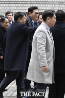  법정으로 향하는 송영길 소나무당 대표 [포토]