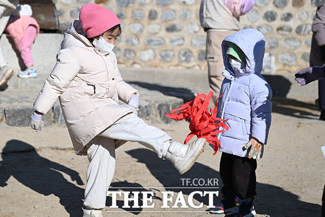 신나는 제기차기!