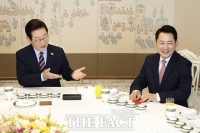  장동혁 '노모, 서울 50억 아파트 구경 가겠다고'…李와 설전