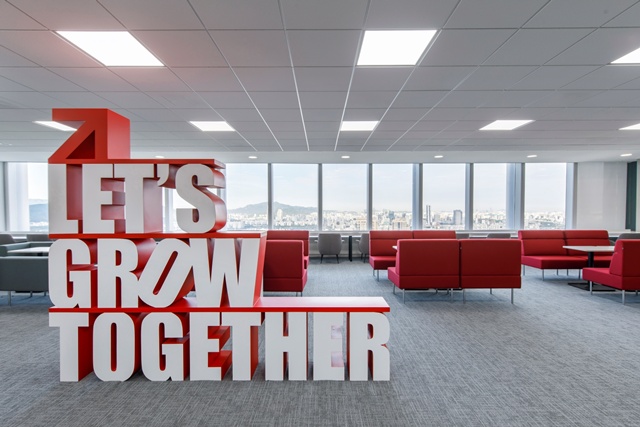 에이피알이 지난해 누적 사회공헌 금액 57억원을 기록했다. /에이피알