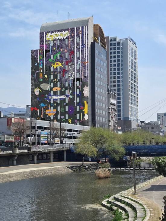 롯데호텔앤리조트가 광주 동구에 라마다 플라자 충장호텔을 L7 충장 바이 롯데호텔로 리브랜딩했다. 이로써 롯데호텔은 전국 호텔 체인을 구축하게 됐다. /롯데호텔앤드리조트