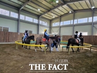  경기도, 학생·소외·취약계층 1만 5000명 대상 승마체험 지원