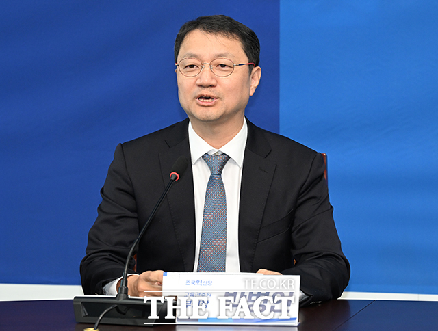 박병언 조국혁신당 선임대변인이 20일 장동혁 국민의힘 대표가 윤석열 무기징역 선고에 사실상 재판 불복을 선언했다며 '정당해산'의 가능성을 거론했다. /박헌우 기자