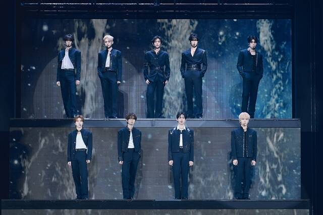 그룹 제로베이스원이 18일과 19일 일본 K아레나 요코하마에서 월드투어 앙코르 콘서트 HERE&NOW ENCORE를 개최하고 약 3만 6천여 관객을 만났다./웨이크원