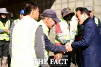  논산시장, 시민 생활환경 책임지는 현장 근로자 격려