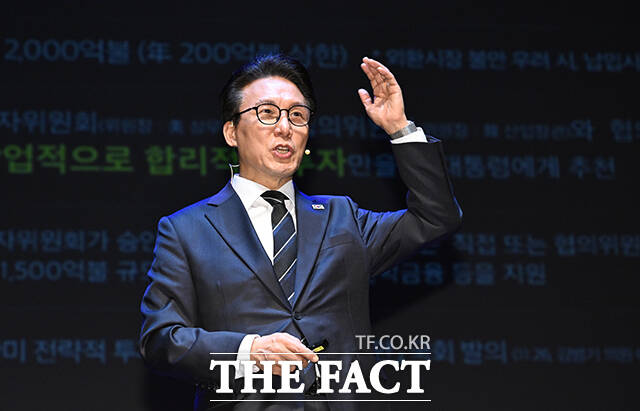 김민석 국무총리가 23일 오후 경기 인천시 계양구 계양문화회관에서 열린 '2026 신년특강 K-국정설명회'에 참석해 발언하고 있다. /인천=박헌우 기자