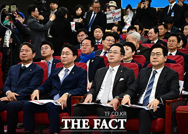 공취모 출범식 참석한 김승원, 조정식, 박성준, 박찬대 의원.