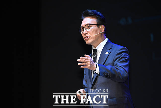 김민석 국무총리가 23일 오후 경기 인천시 계양구 계양문화회관에서 열린 '2026 신년특강 K-국정설명회'에 참석해 발언하고 있다. /인천=박헌우 기자