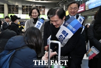  지선 앞둔 군소정당 '존재감 경쟁'…양당 틈새 파고들까