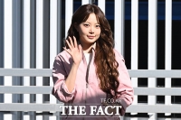  '봄기운 가득' 르세라핌 홍은채, 핑크빛 출국길 [TF사진관]