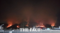  밀양 산불 진화 작업에 총력…진화율 85%·주민 151명 대피