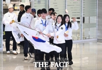  동계올림픽 마치고 밝은 모습으로 귀국한 대한민국 선수단 [TF사진관]