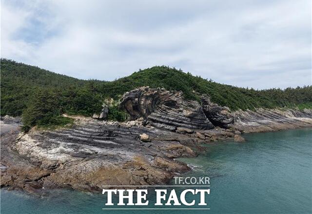 부안군 위도면 진리 대월습곡 전경 /부안군