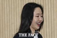  민희진, 후련한 표정으로 기자회견 입장 [포토]