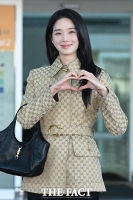  박규영, 발랄한 모습으로 출국 [TF사진관]